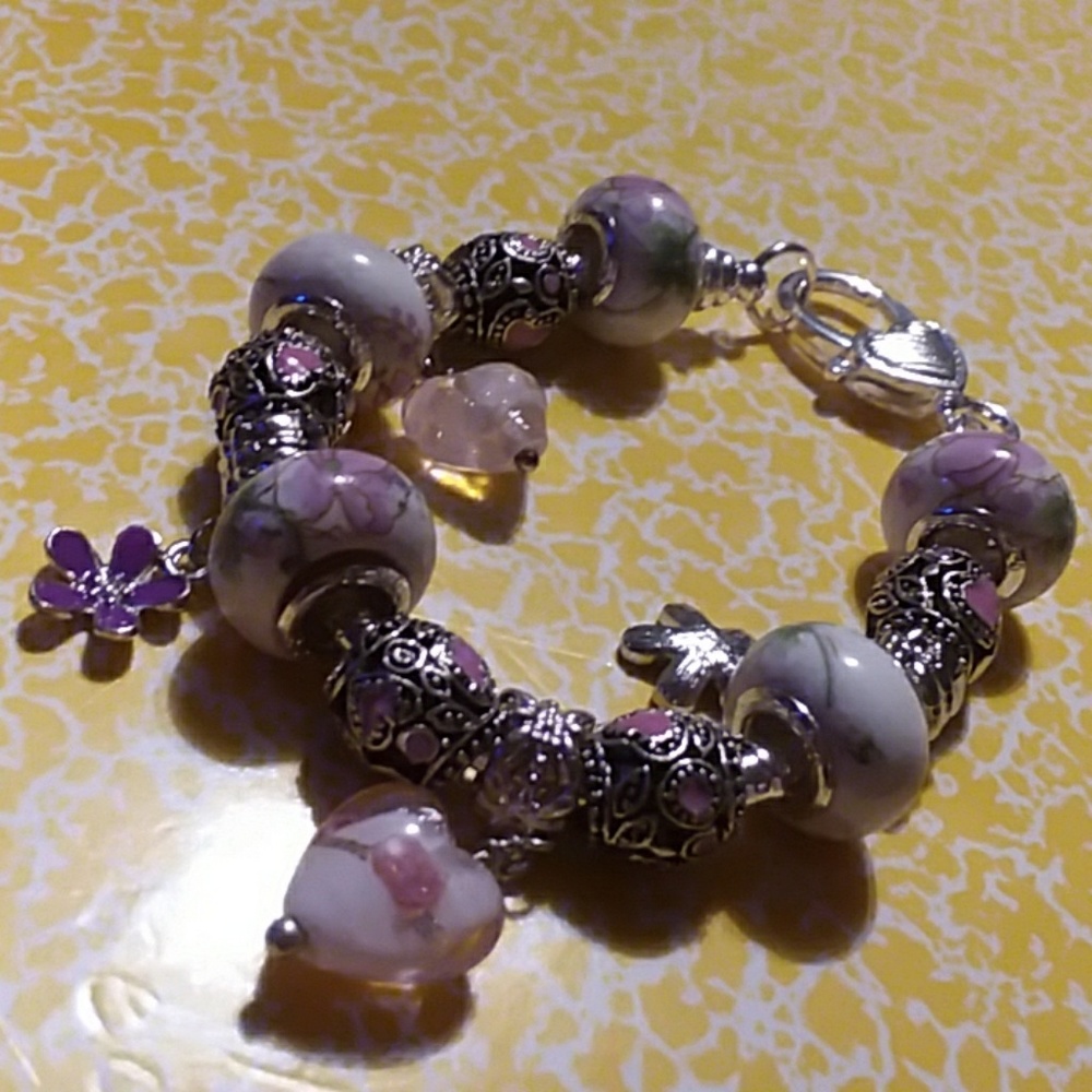 HANDMADE BRACELET - Picture 2 of 3